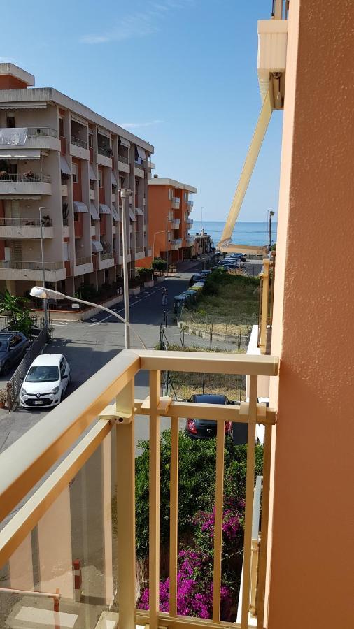 Casalmare Via Asse Daire Ventimiglia Dış mekan fotoğraf